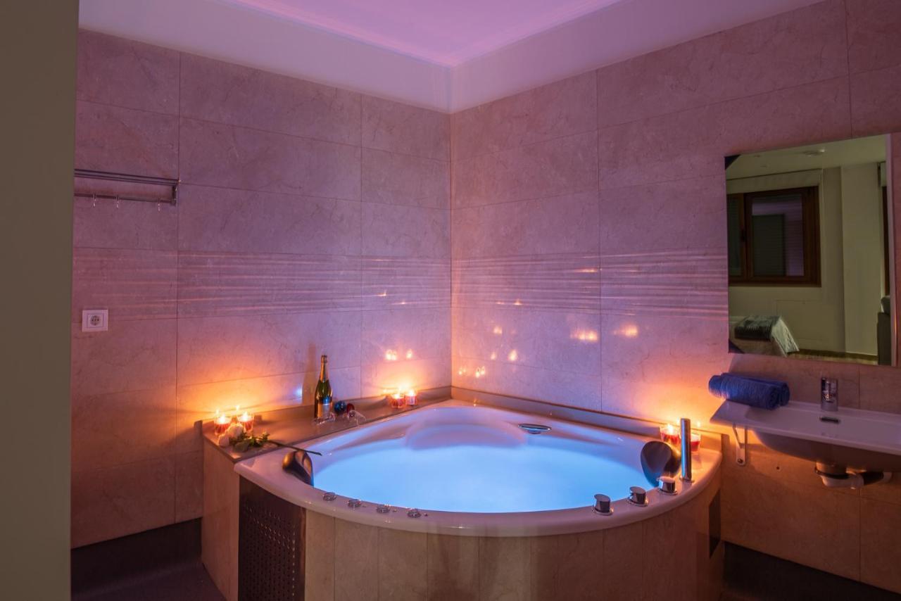 Apartamentos Spa Las Caldas Y Spa El Balneario Oviedo Eksteriør billede